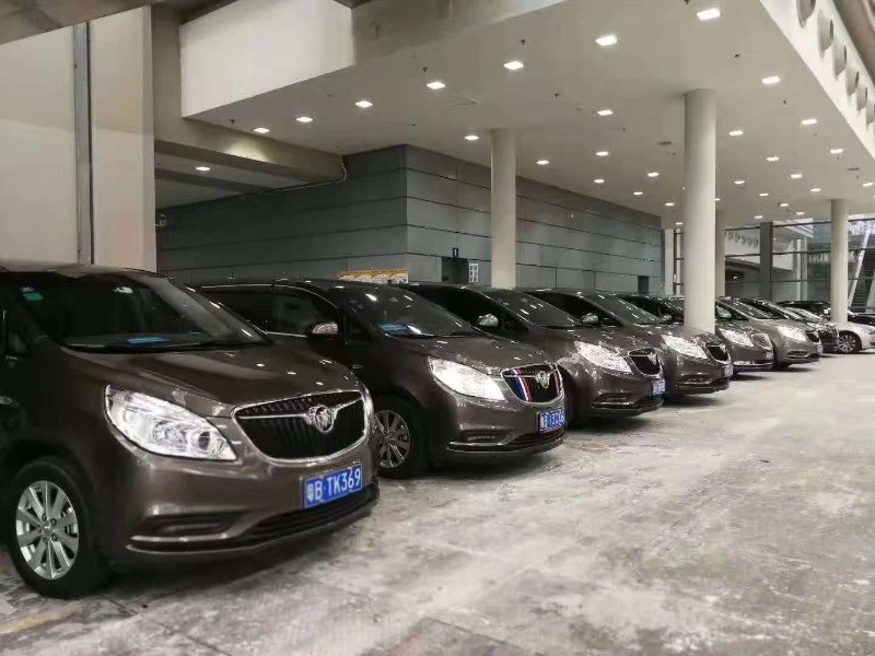 商务别克提供布吉租车豪华马萨拉蒂婚庆出租龙岗深圳共创汽车租赁